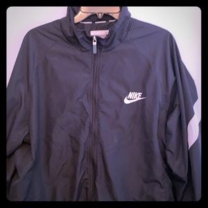 Men’s Nike full zip black and white jacket